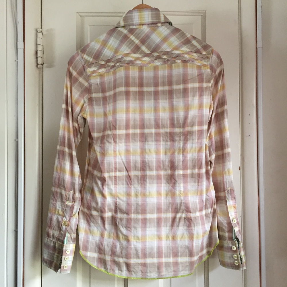 Zimberg Button Down Blouse - Picture 4 of 5